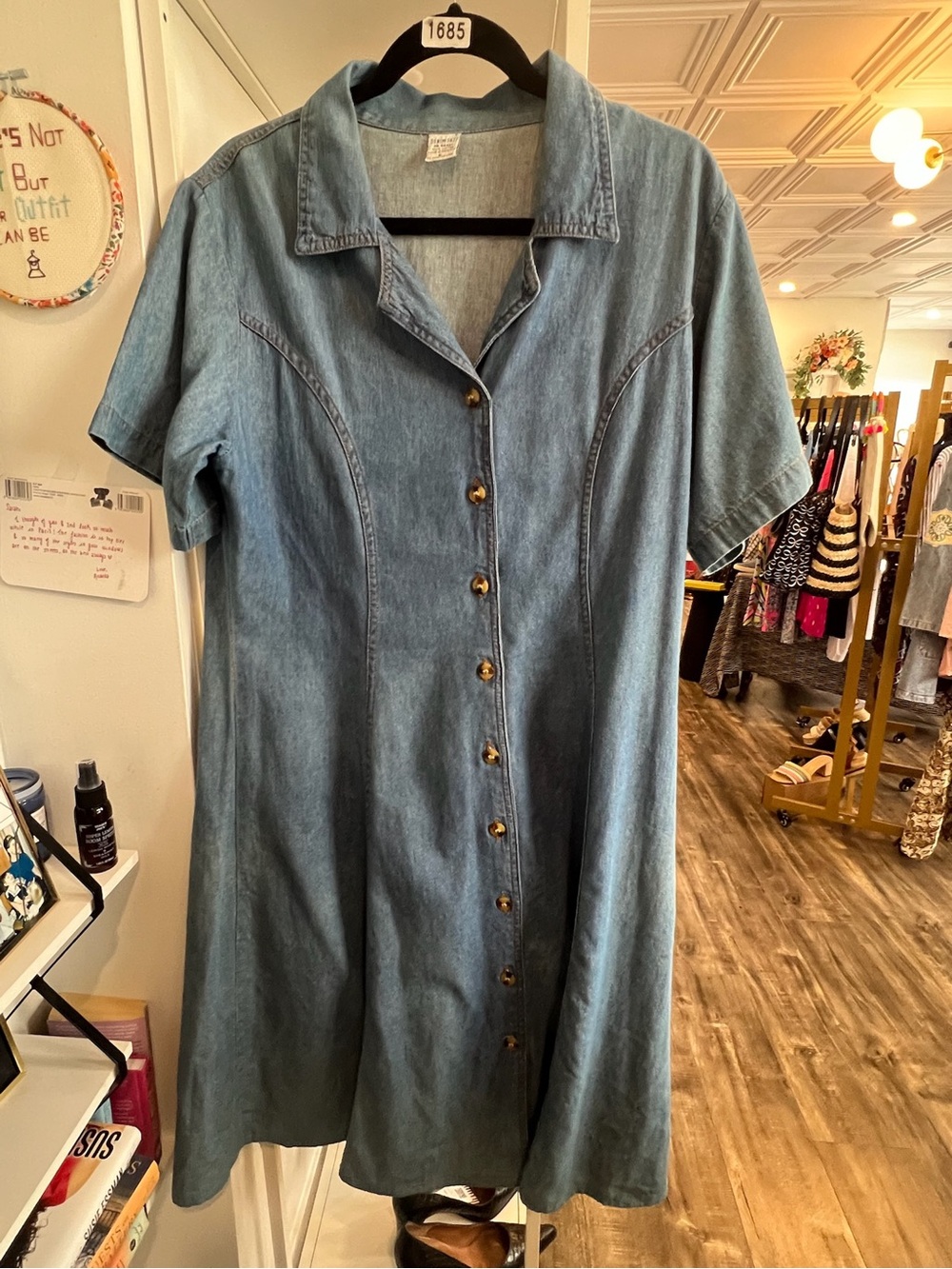 Vintage-Inspired Short-Sleeve Denim Midi Dress - Blue